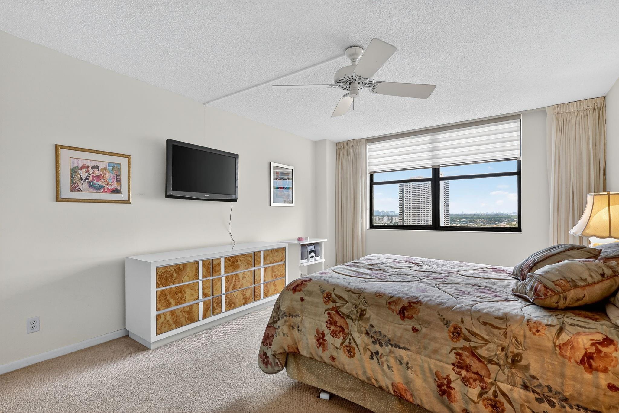 THE CLIPPER AT BISC COVE - Residential Lease