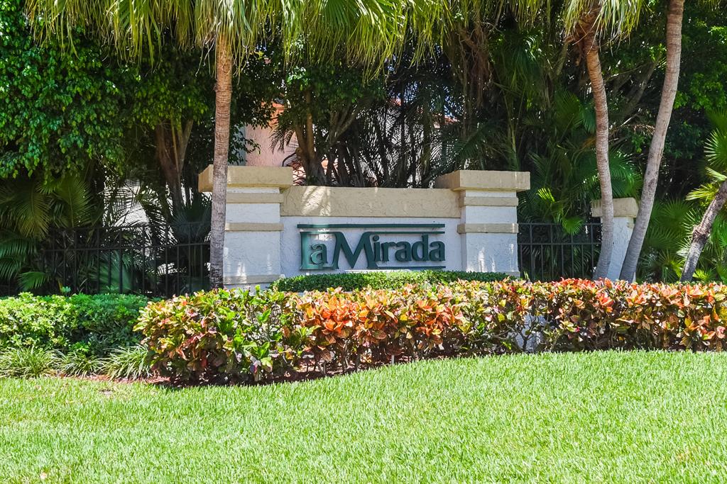 Boca Pointe/La Mirada - Residential