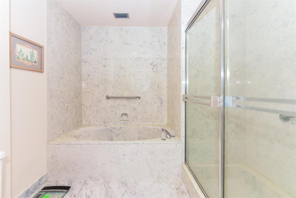 Boca Pointe/La Mirada - Residential