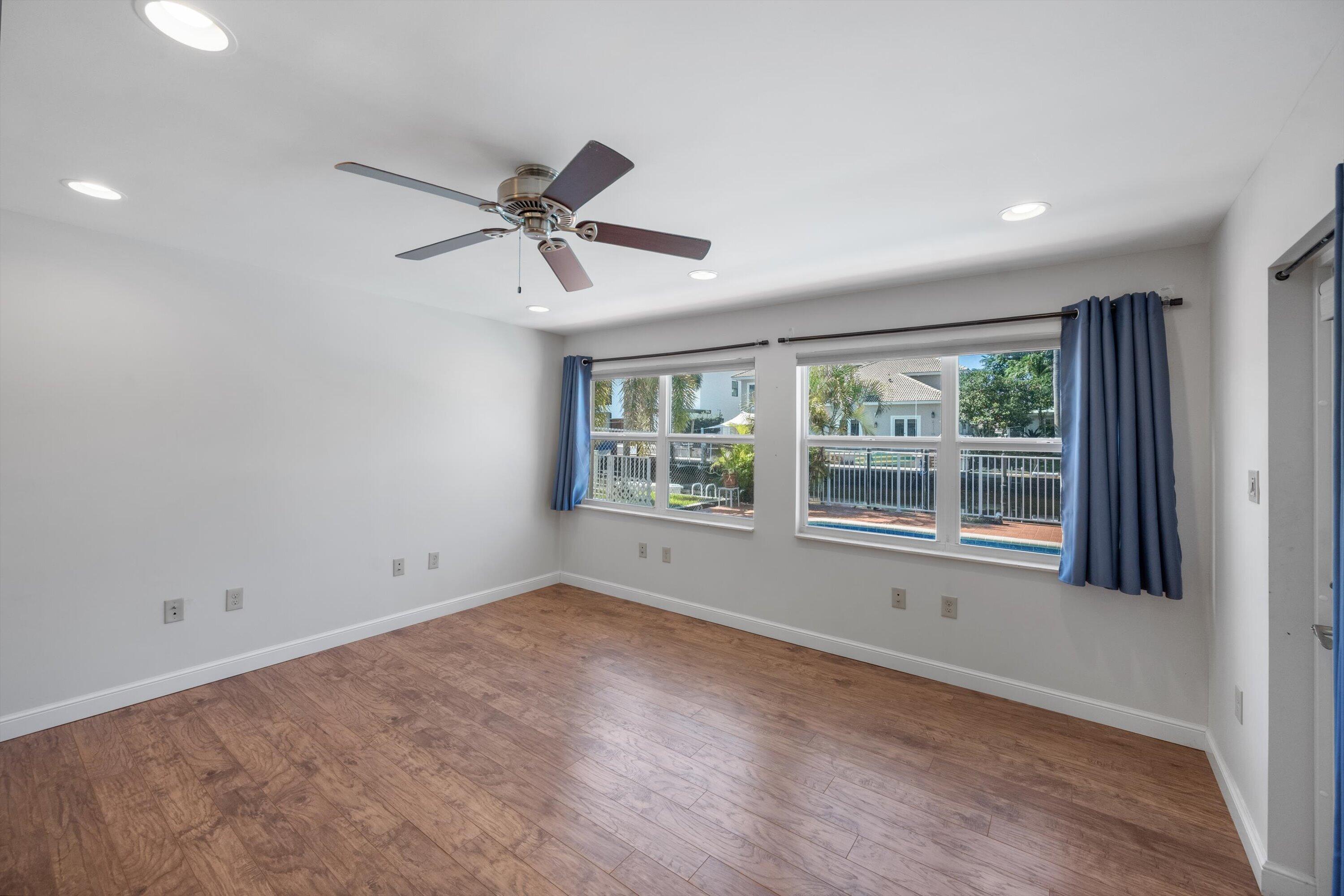 CYPRESS HARBOR 3RD SEC - Residential