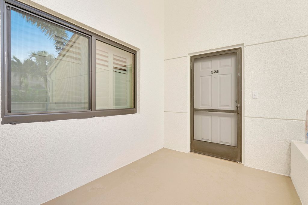 Photo of 528 Oak Harbour Drive #528, Juno Beach, FL 33408 (MLS # R11067521)