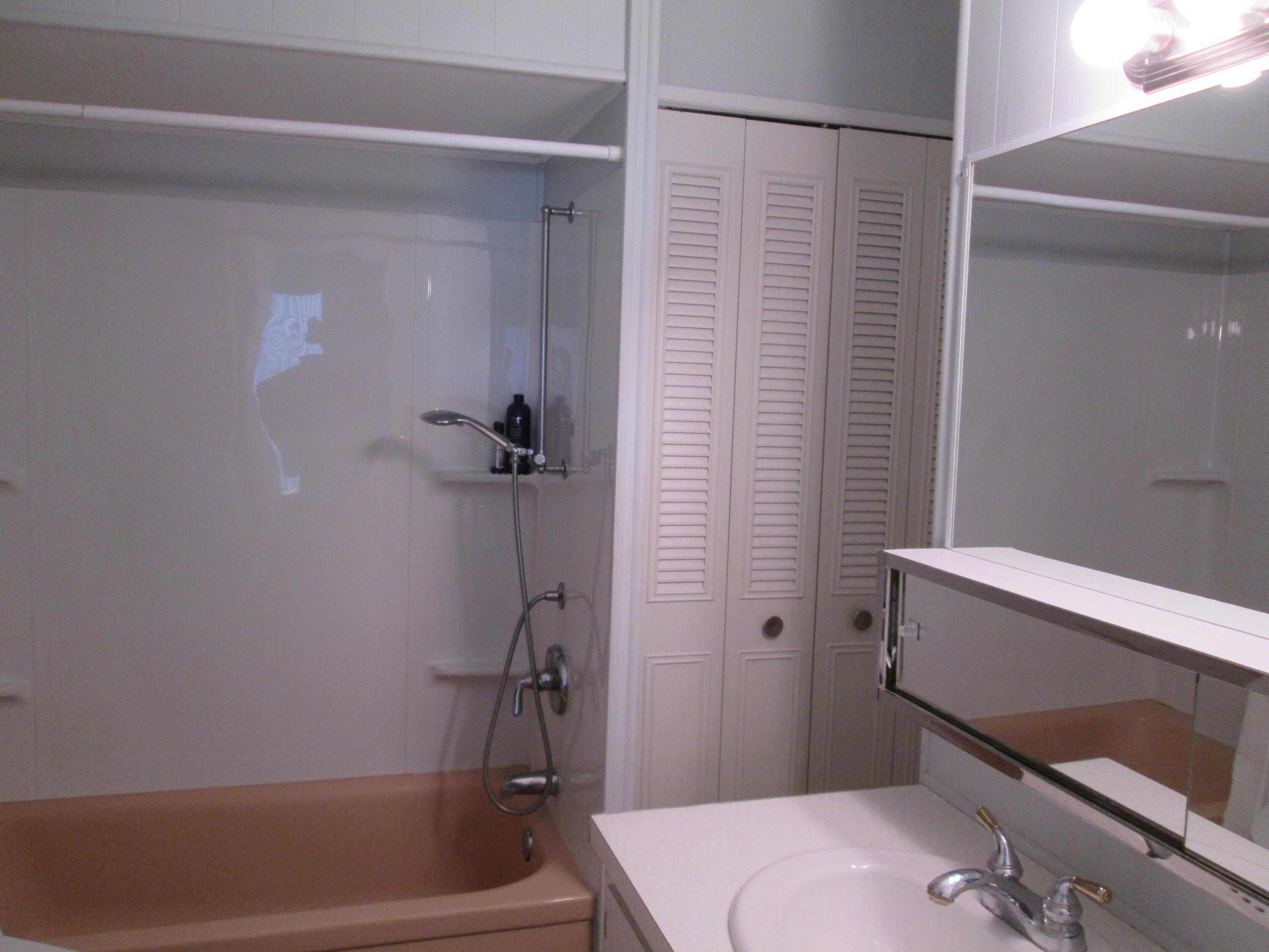 NORTHERN PINES MOBILE HOME PARK 1 - Residential