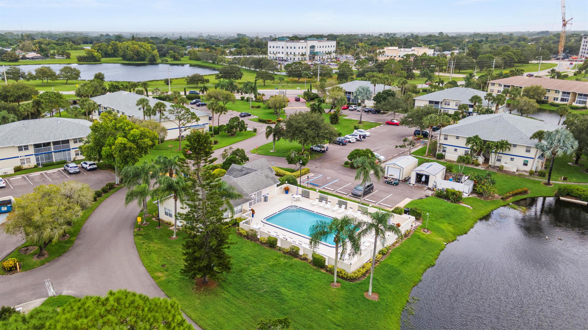 MIDPORT PLACE I CONDOMINI - Residential Lease