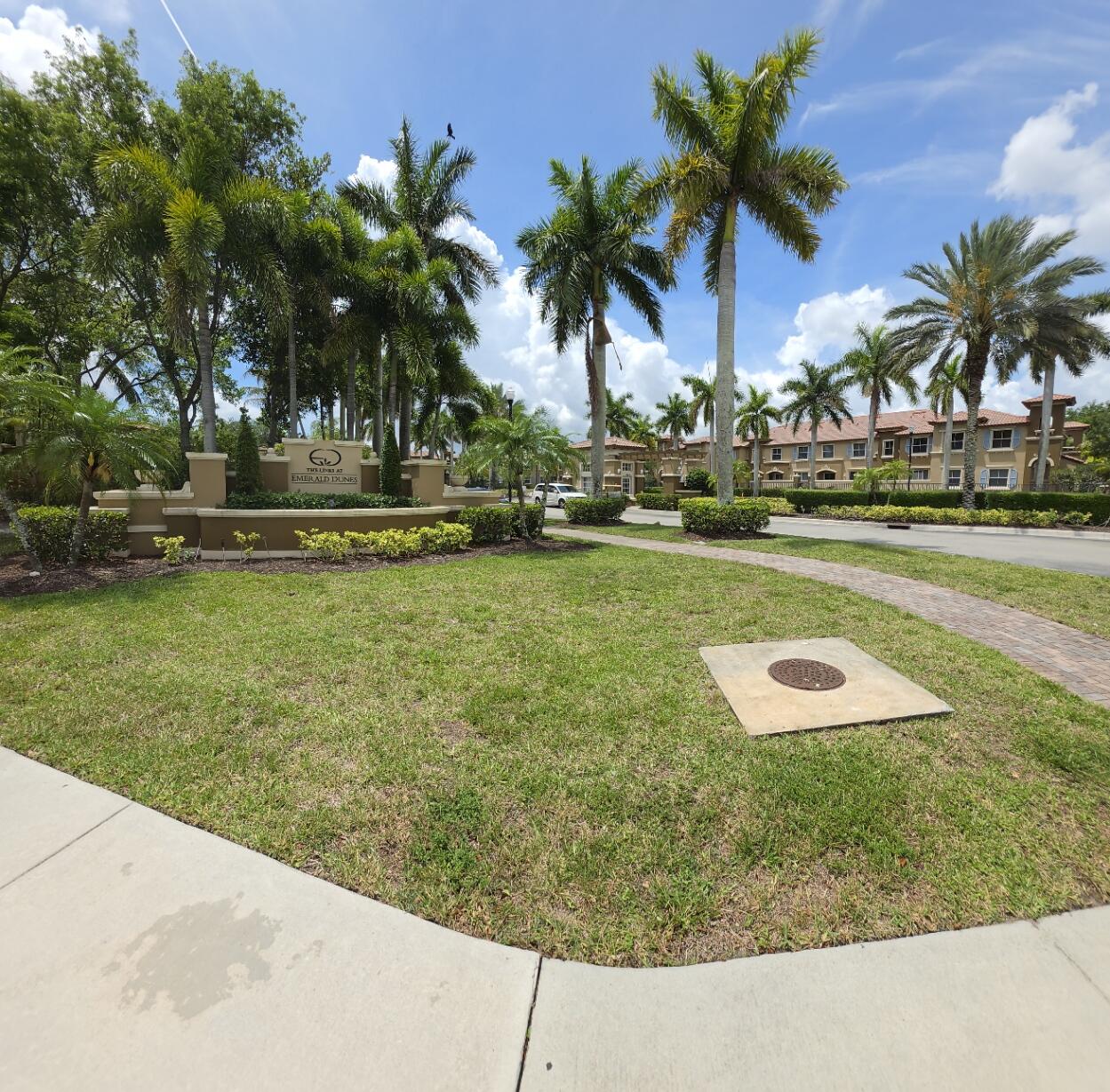 LINKS AT EMERALD DUNES CONDO - Residential Lease