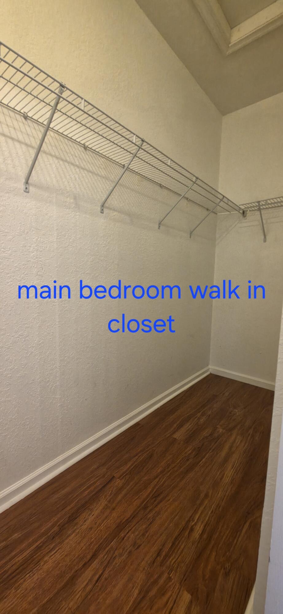 LINKS AT EMERALD DUNES CONDO - Residential Lease