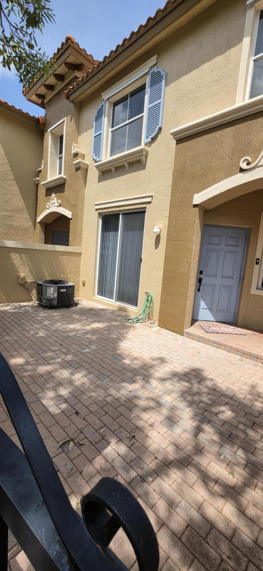 2905 Hidden Hills Road 2203