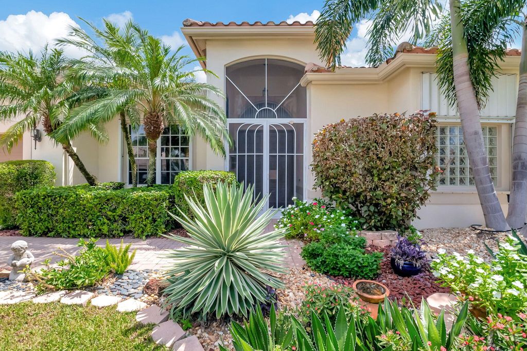 Photo of 6711 E Liseron, Boynton Beach, FL 33437 (MLS # R11012081)