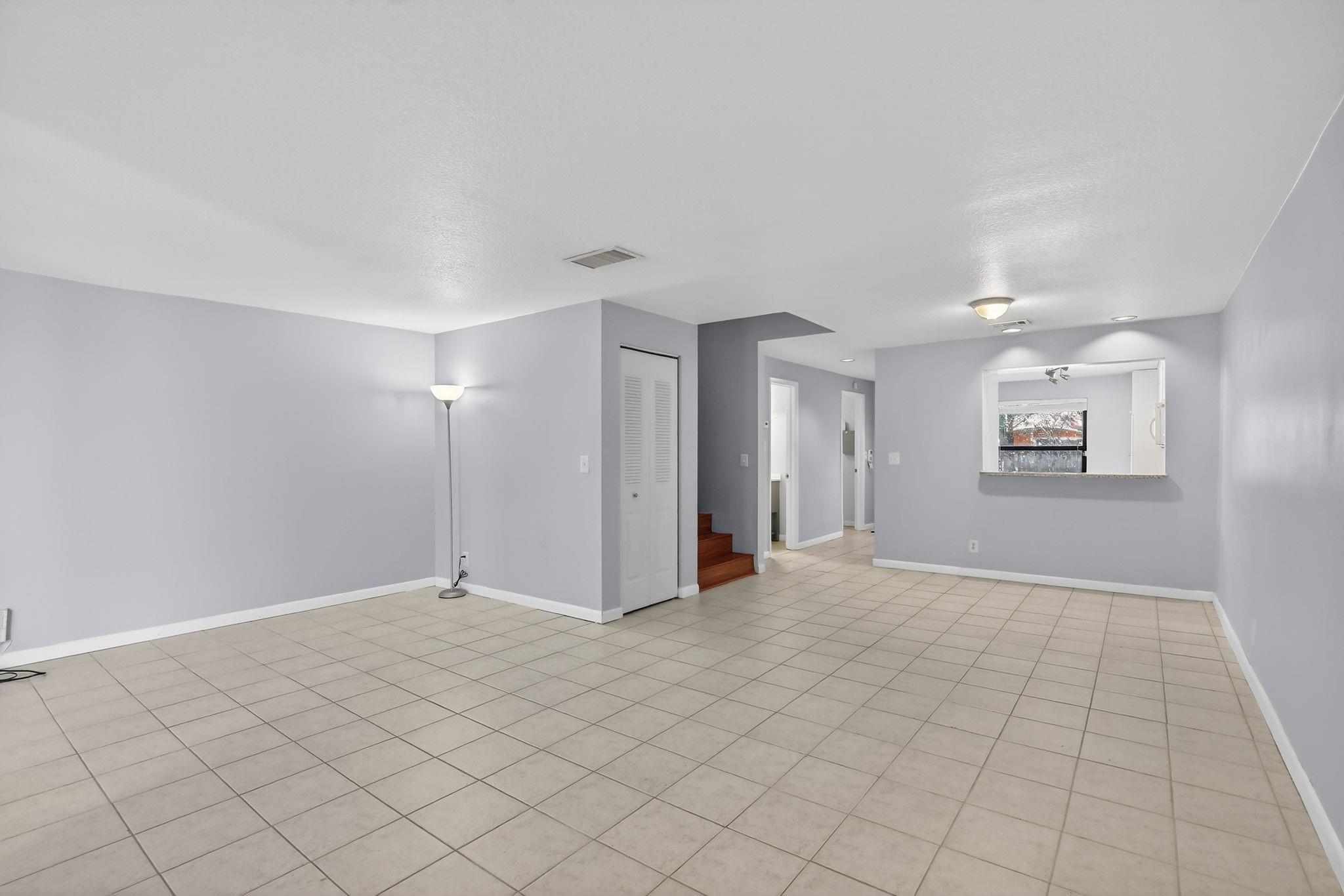 Westview Condominium No 7 - Residential