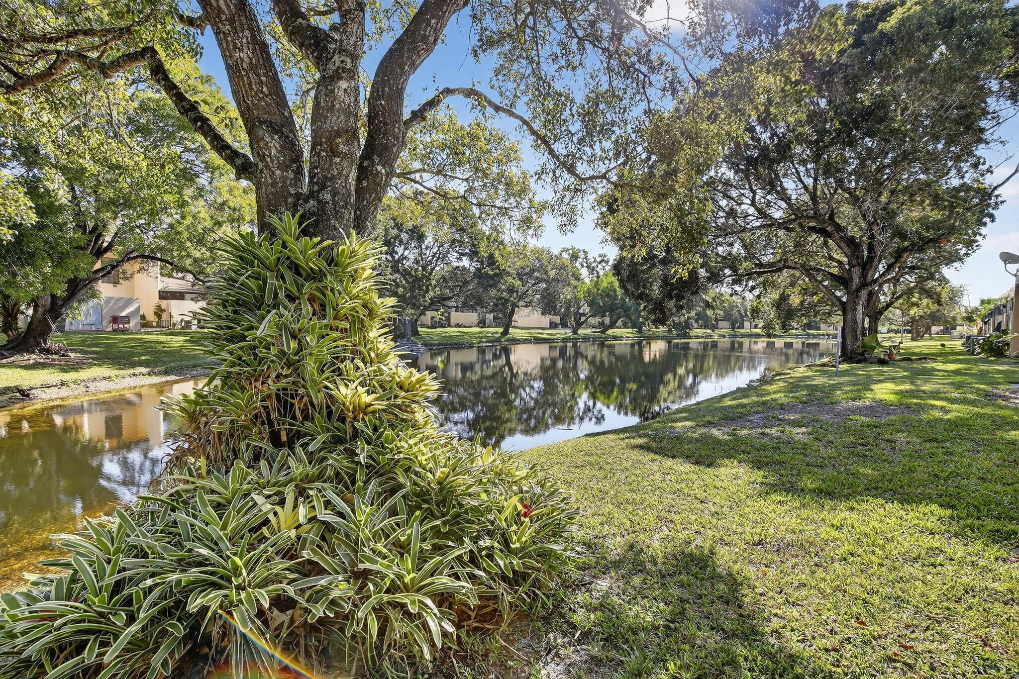 Westview Condominium No 7 - Residential