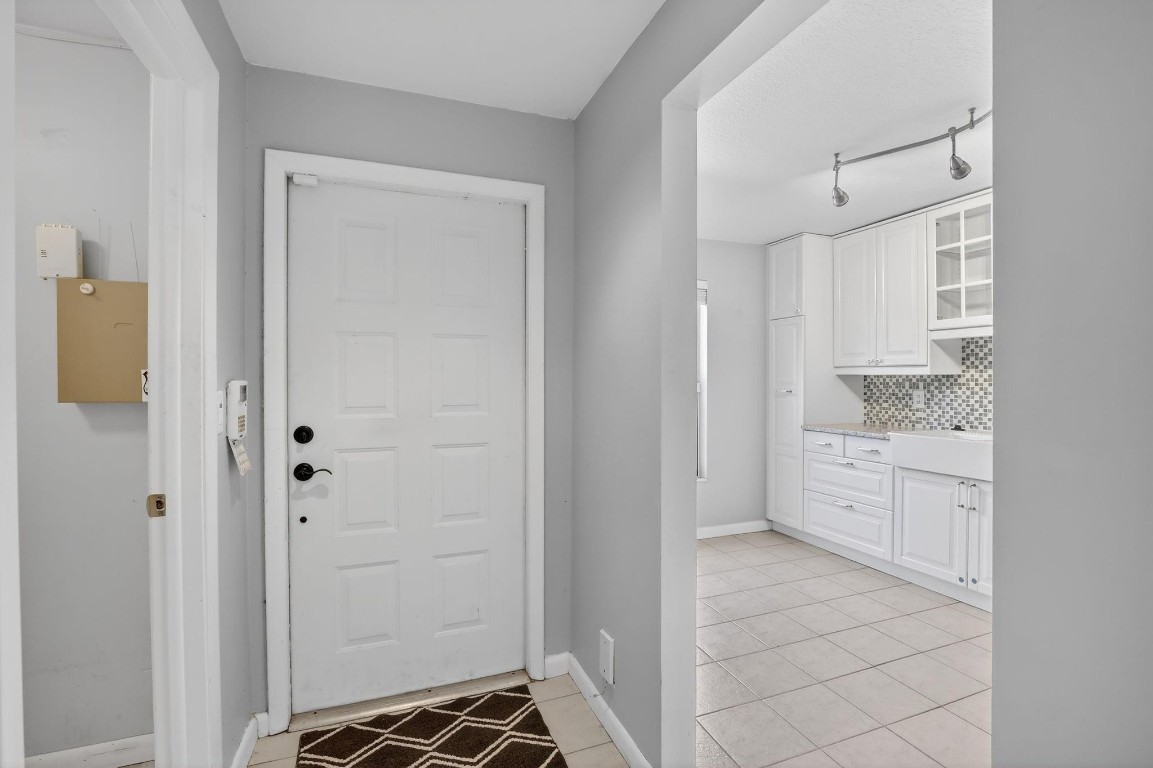 Westview Condominium No 7 - Residential