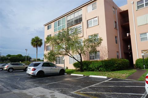 A home in Lauderdale Lakes