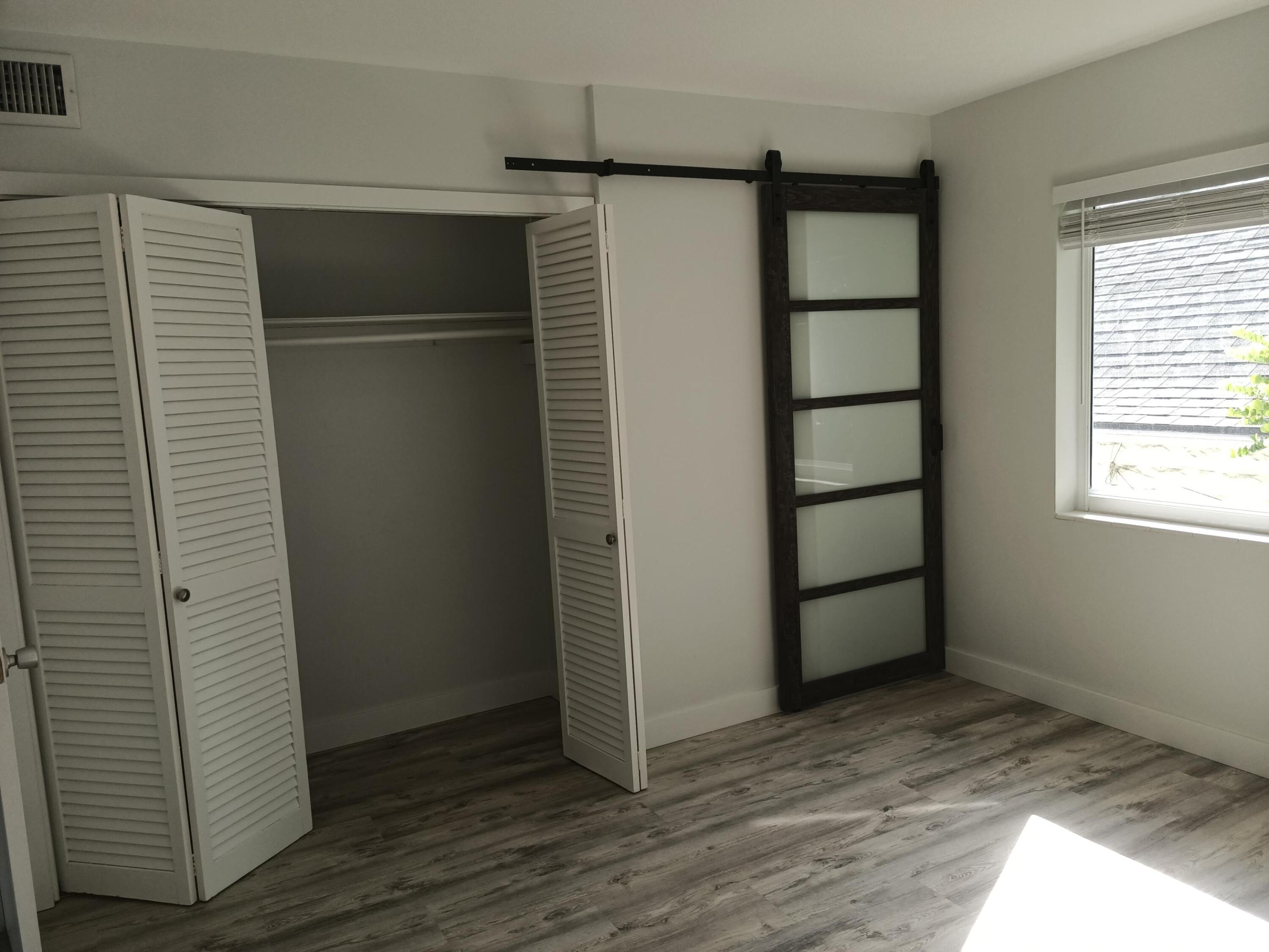 LAKE WORTH TOWN OF - Residential Lease