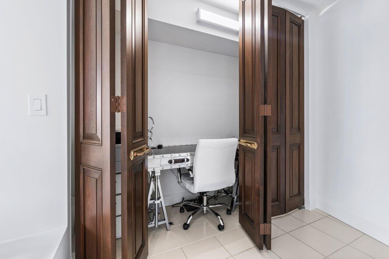 PALM BEACH TOWERS CONDO - Residential