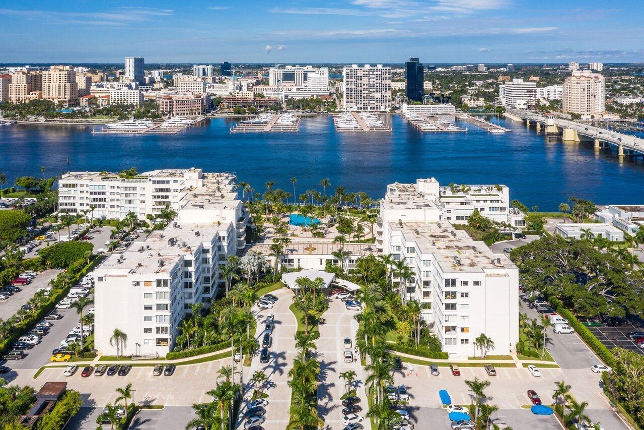 PALM BEACH TOWERS CONDO - Residential