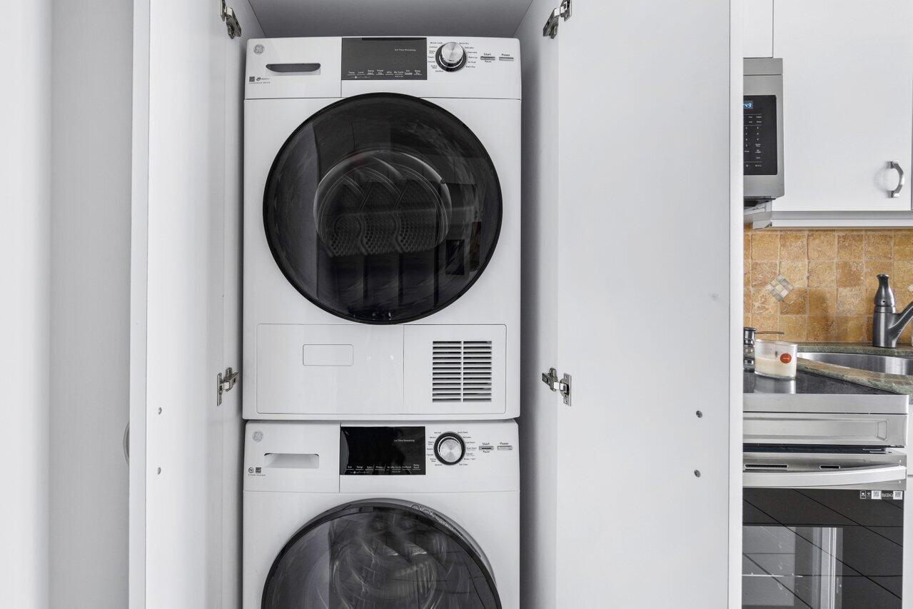 PALM BEACH TOWERS CONDO - Residential