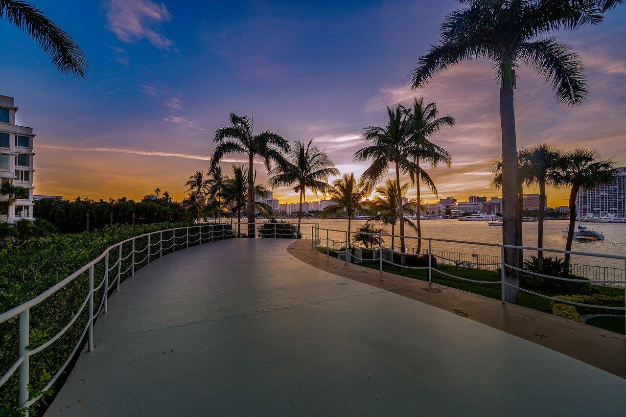 PALM BEACH TOWERS CONDO - Residential