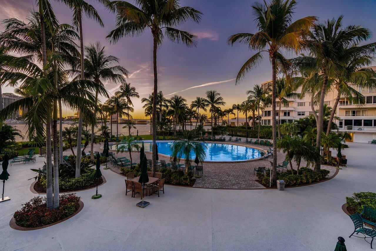 PALM BEACH TOWERS CONDO - Residential