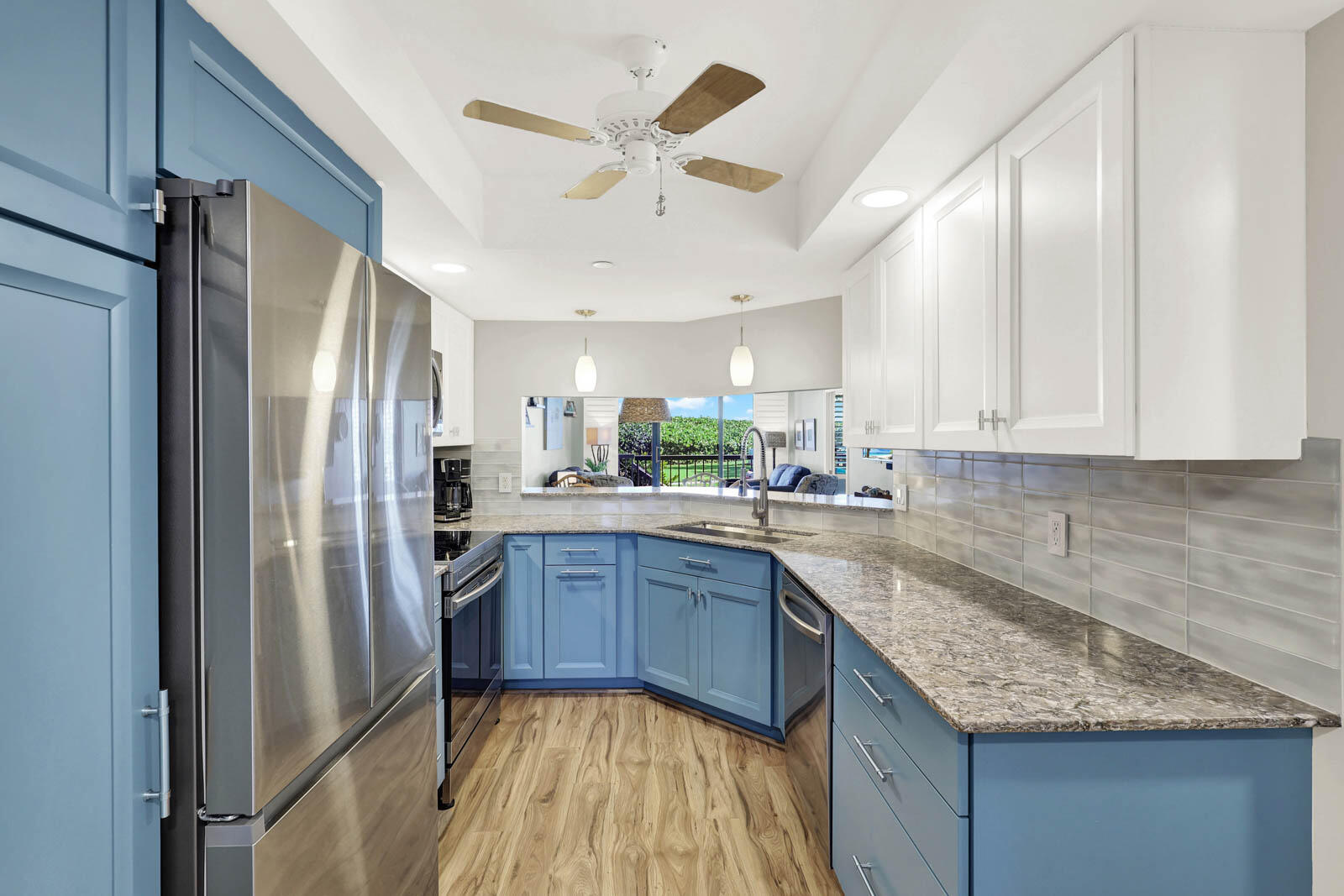 ISLAND DUNES OCEANSIDE CONDOMINIUM II - Residential