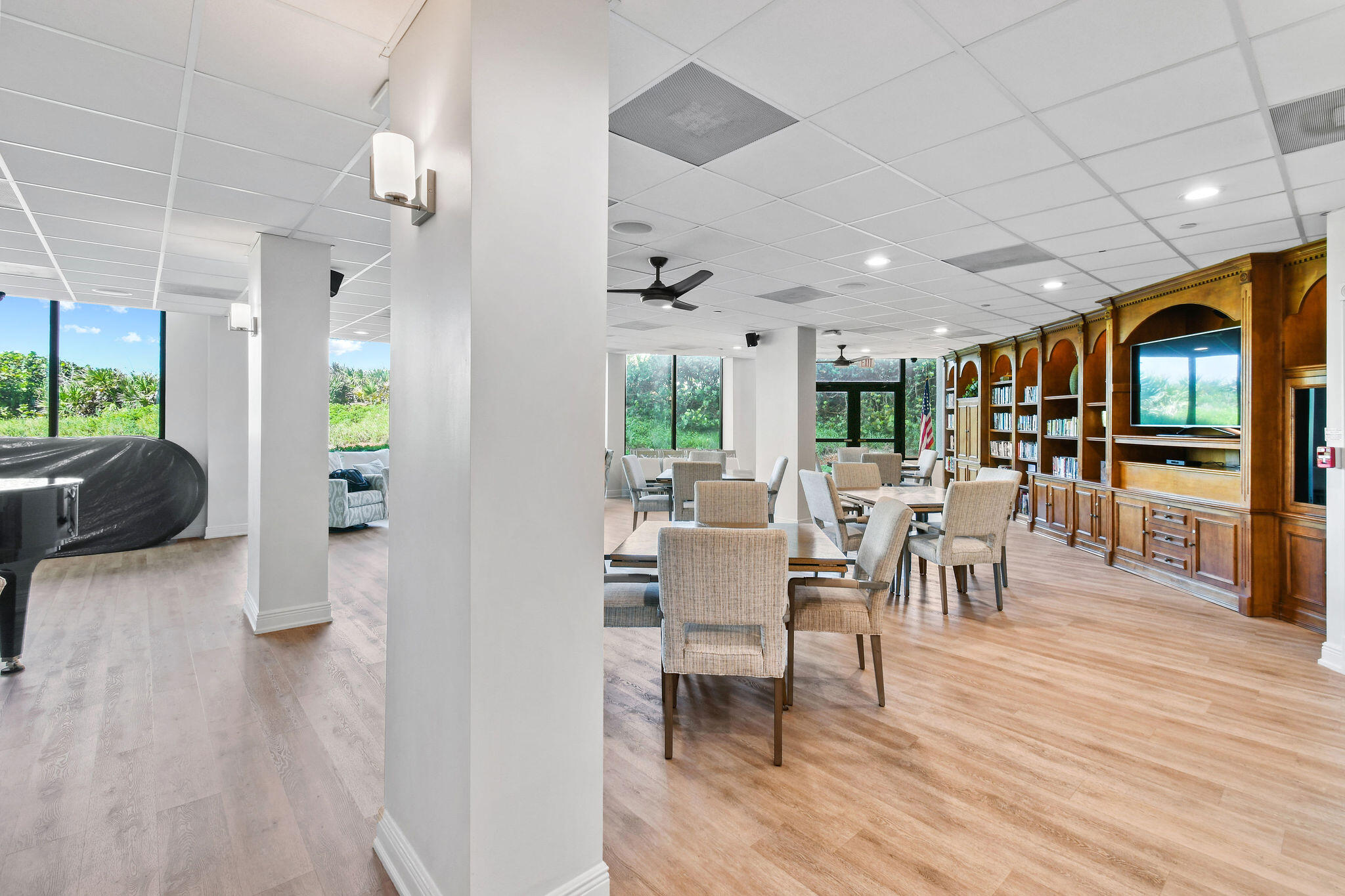 ISLAND DUNES OCEANSIDE CONDOMINIUM II - Residential