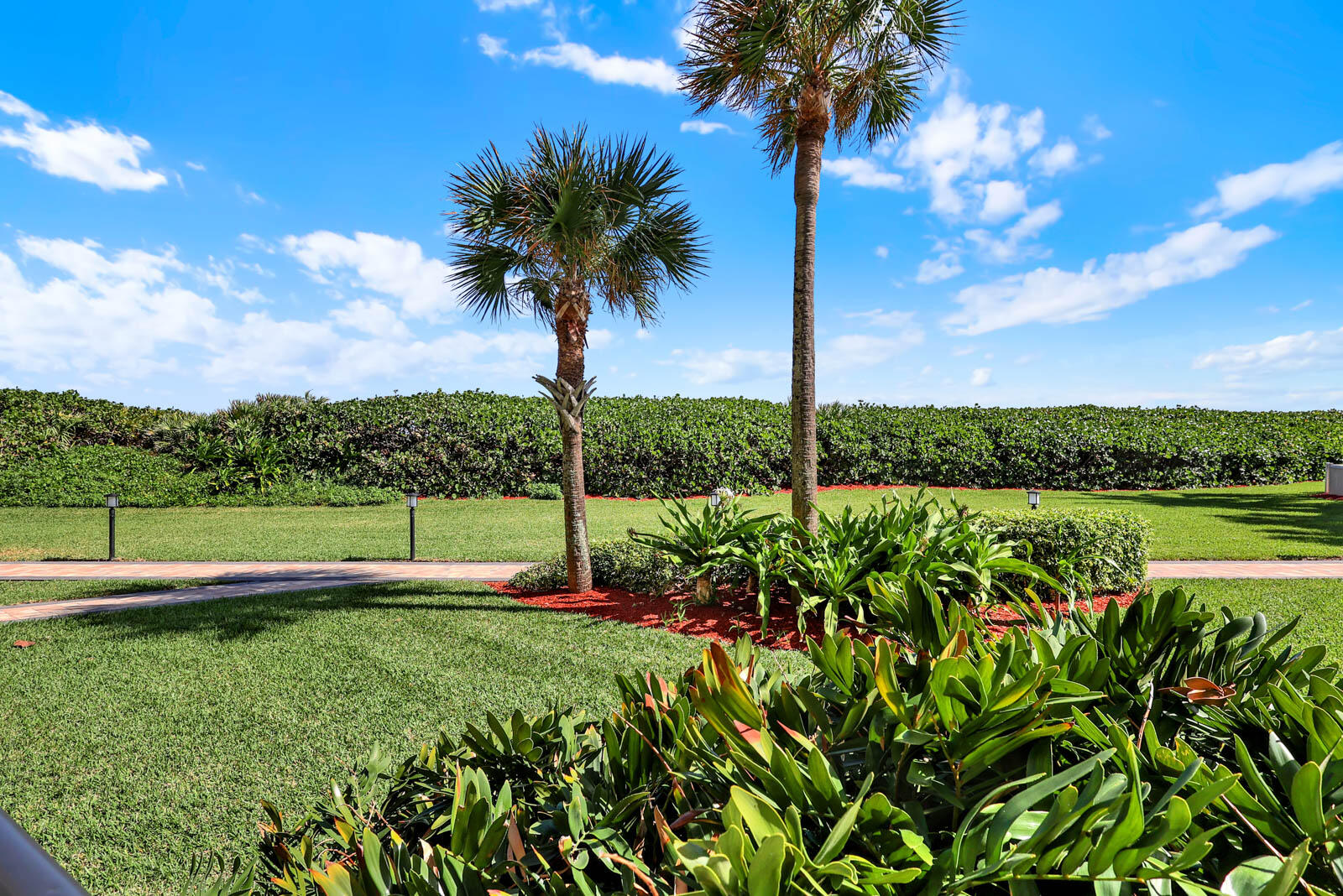 ISLAND DUNES OCEANSIDE CONDOMINIUM II - Residential