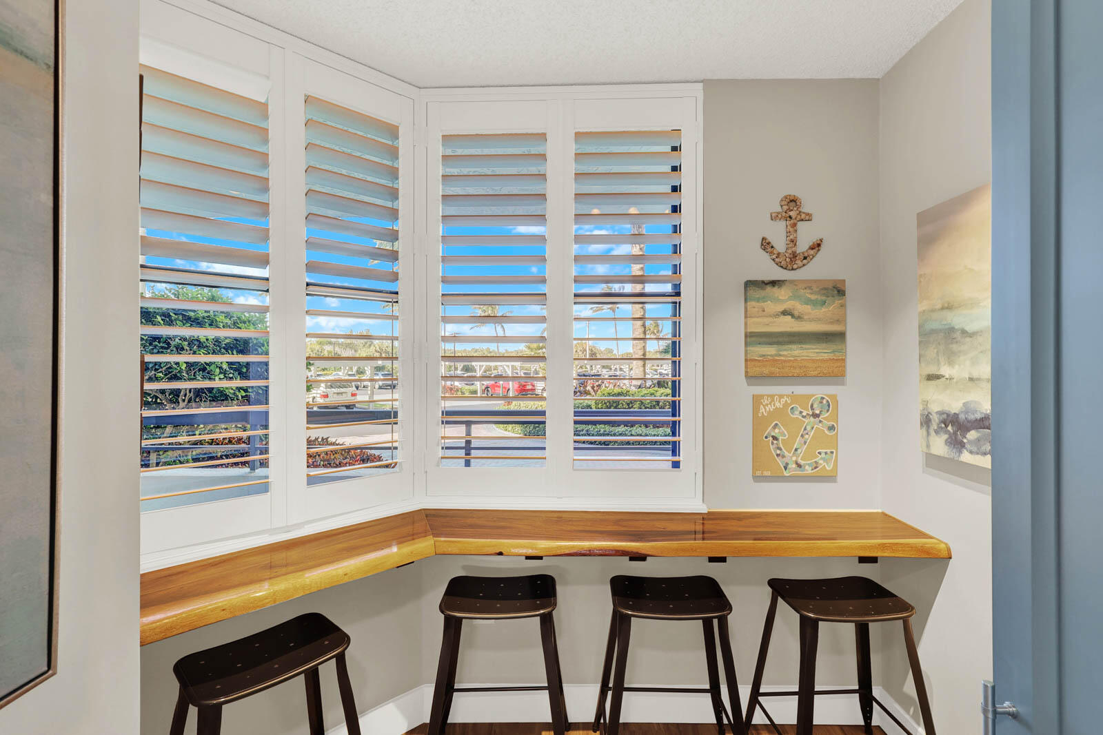 ISLAND DUNES OCEANSIDE CONDOMINIUM II - Residential