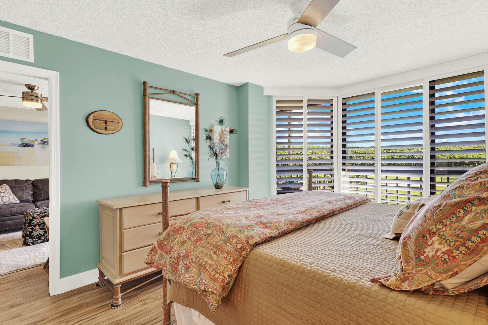 ISLAND DUNES OCEANSIDE CONDOMINIUM II - Residential