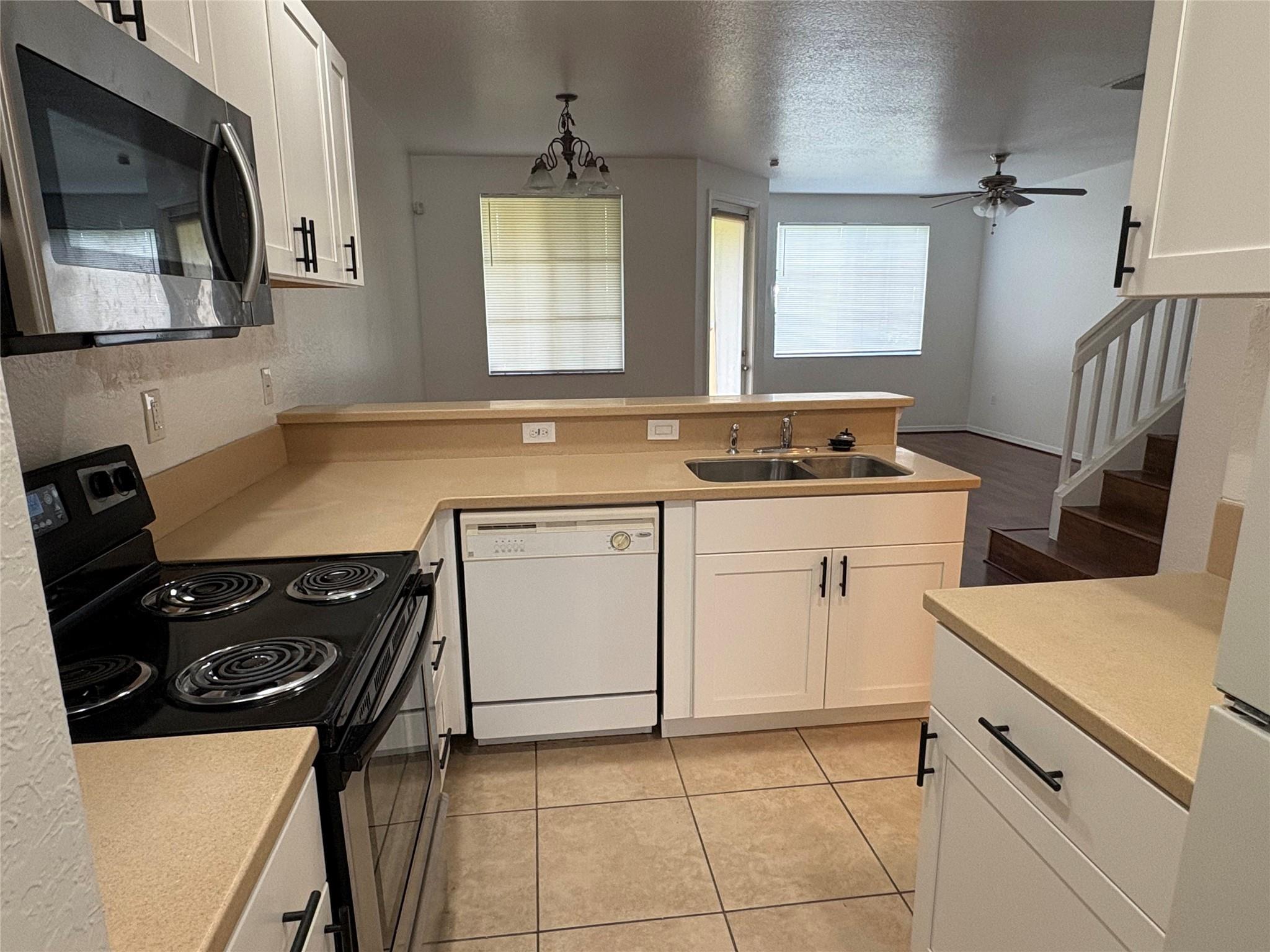 San Remo 175-127 B - Residential Lease