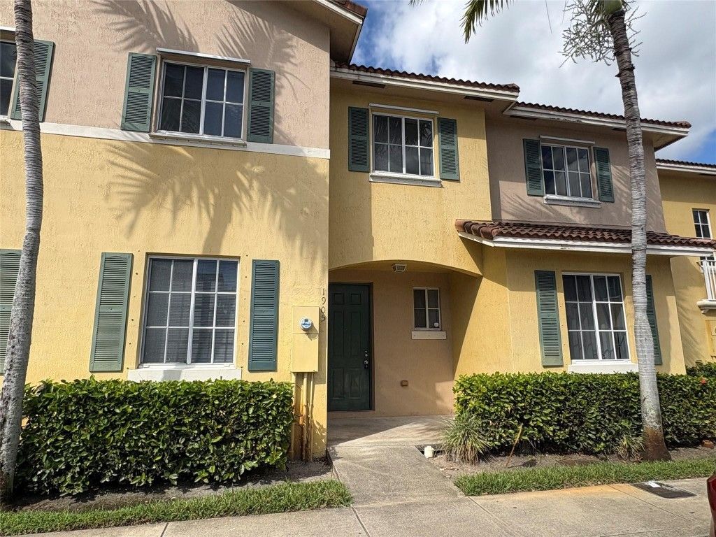 Photo of 1905 SW 60th Terrace #1905, North Lauderdale, FL 33068 (MLS # F10532219)