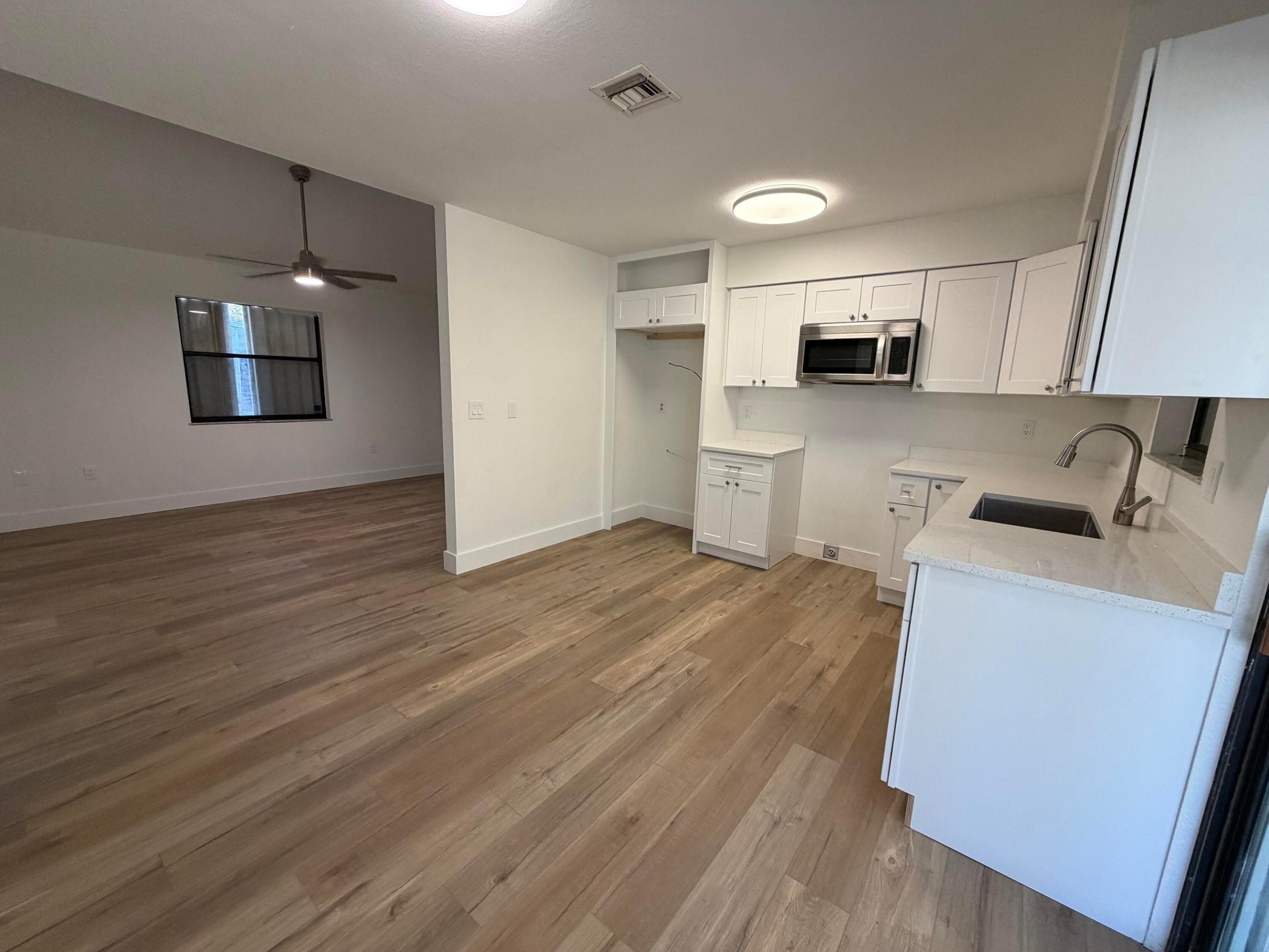 LAKEWOOD PARK UNIT 11 - Residential