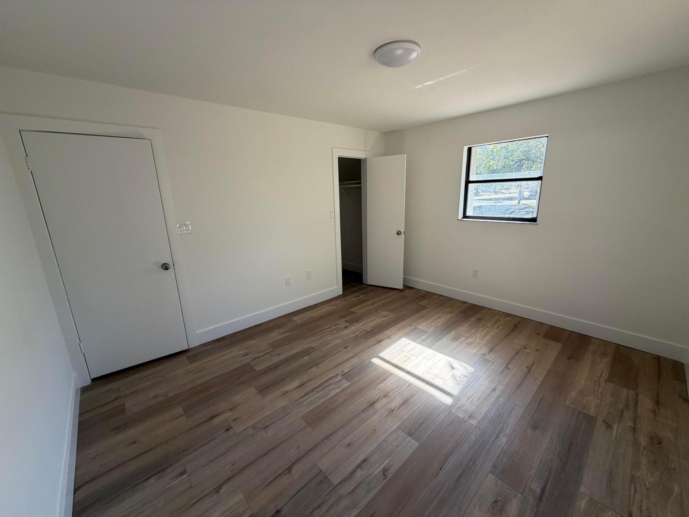 LAKEWOOD PARK UNIT 11 - Residential