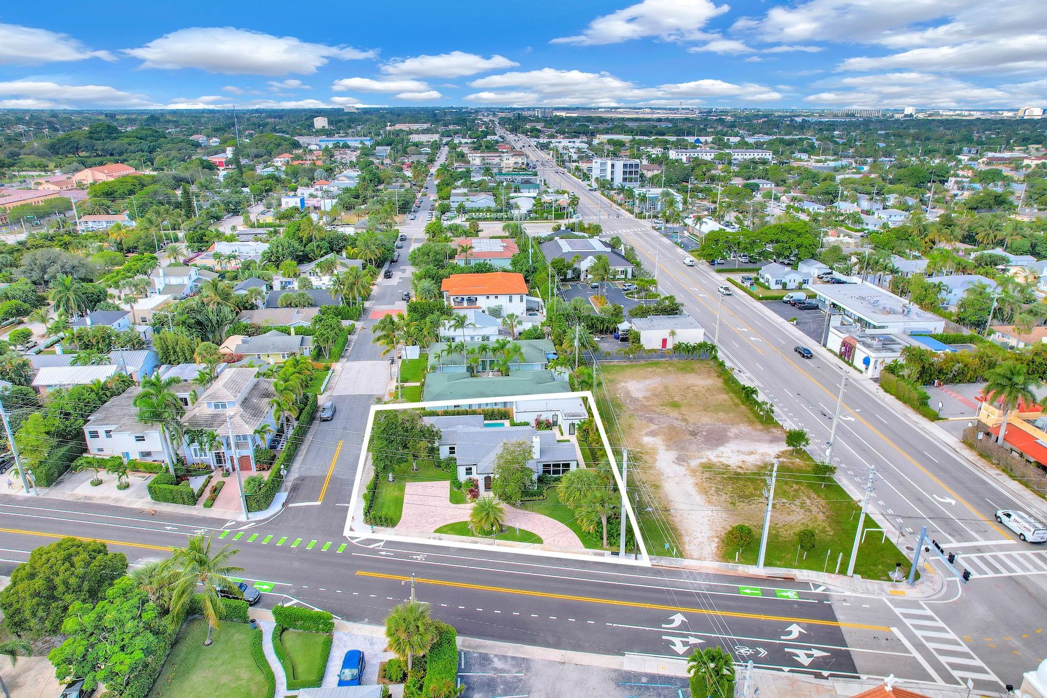 ESTS OF SOUTH PALM BEACH - Residential