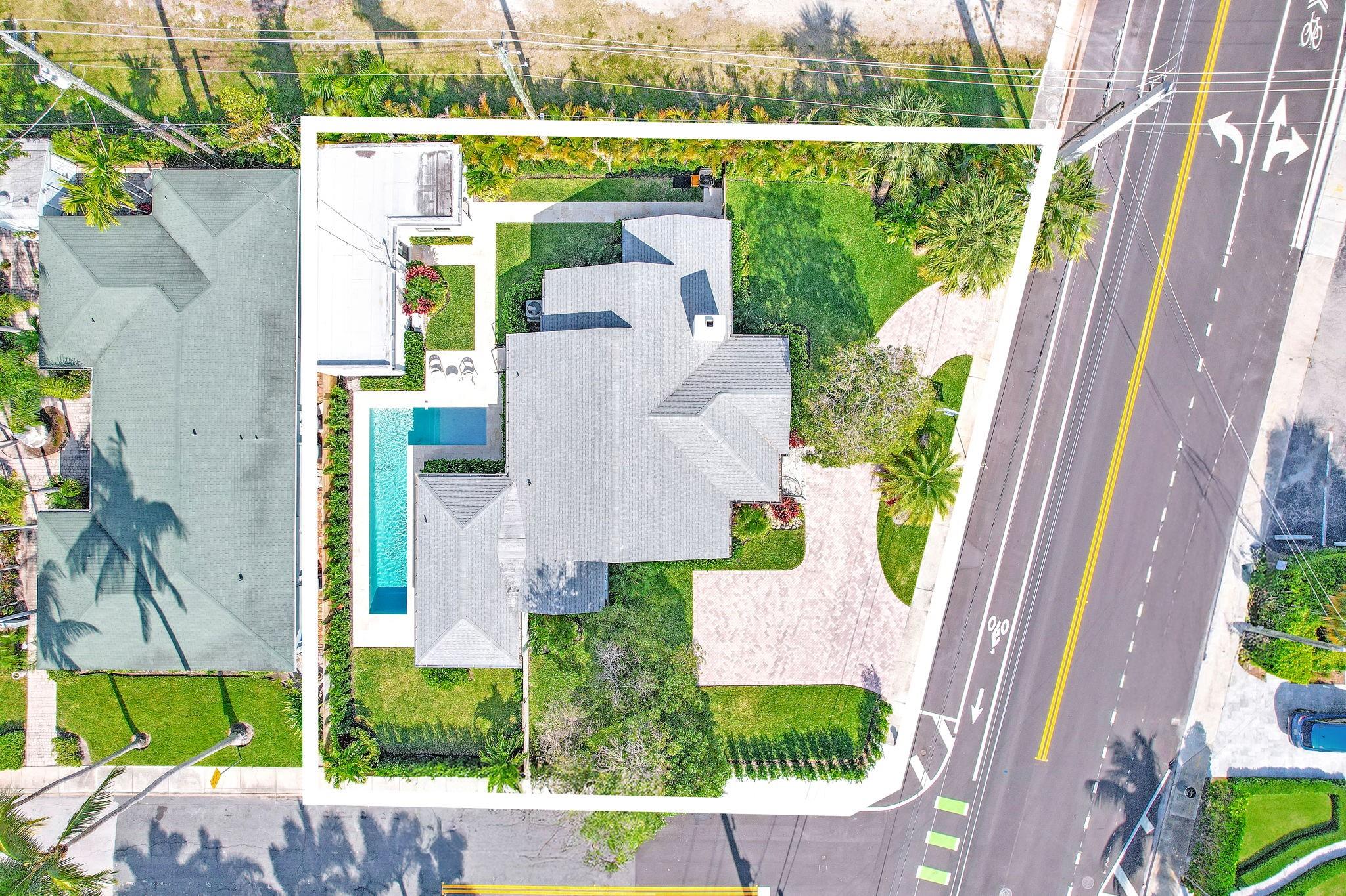 ESTS OF SOUTH PALM BEACH - Residential