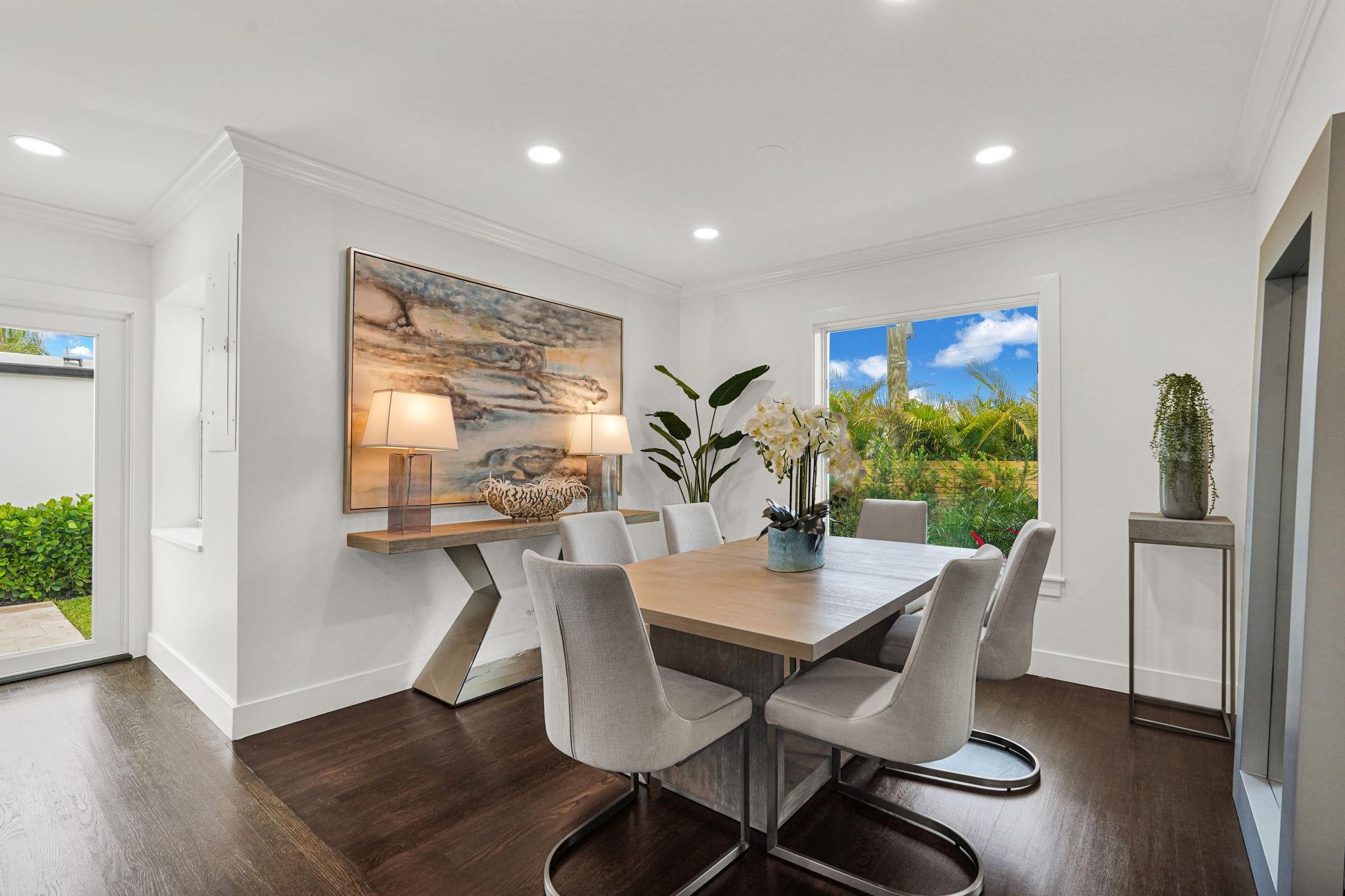 ESTS OF SOUTH PALM BEACH - Residential