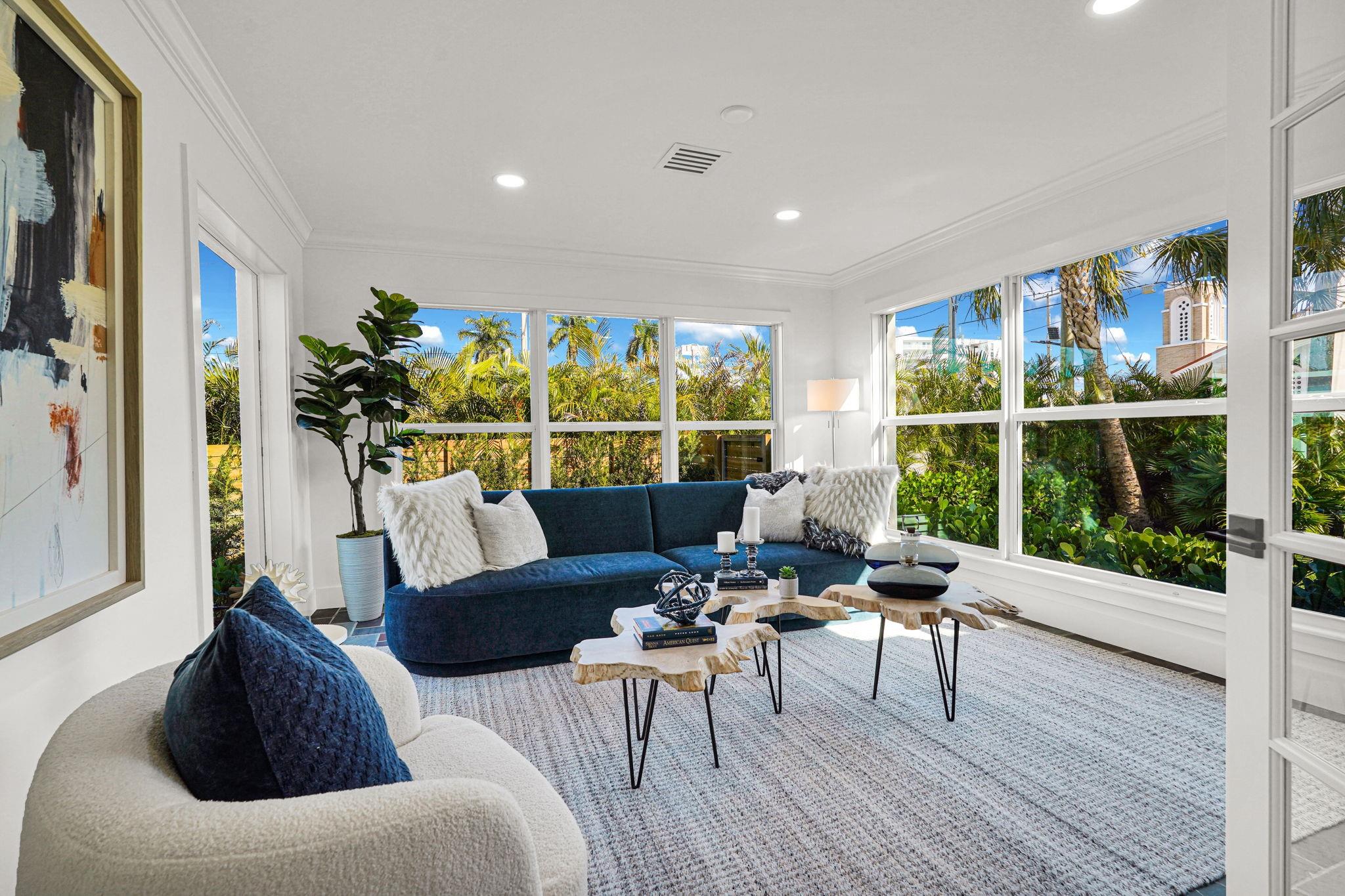 ESTS OF SOUTH PALM BEACH - Residential