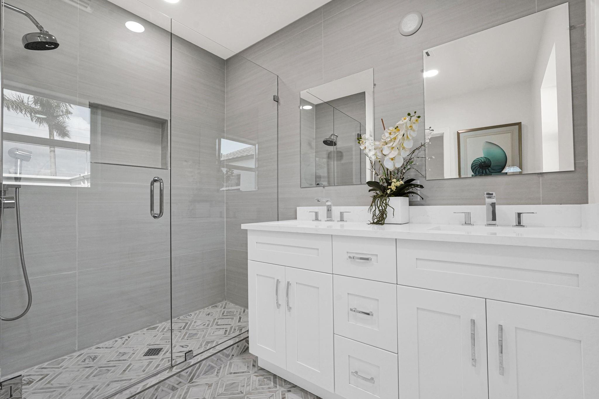 ESTS OF SOUTH PALM BEACH - Residential