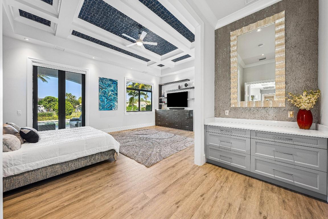 BONIELLO ACRES - Residential