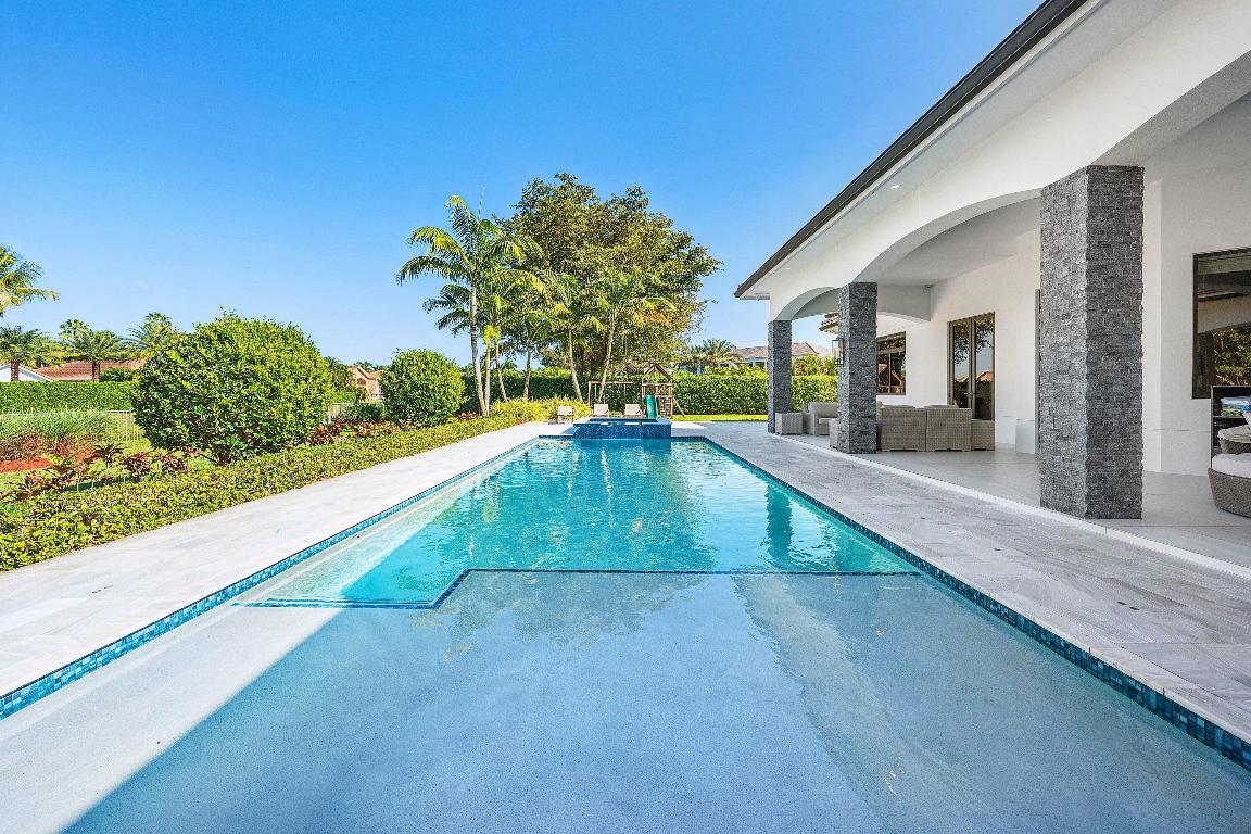 BONIELLO ACRES - Residential