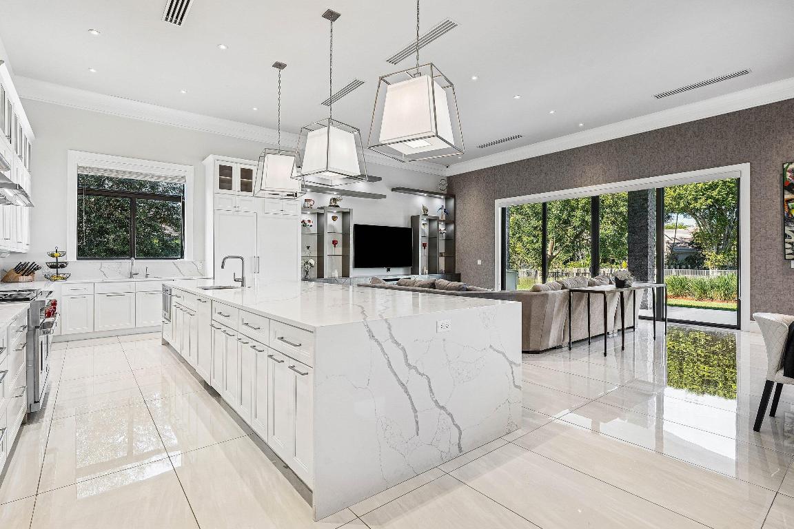 BONIELLO ACRES - Residential