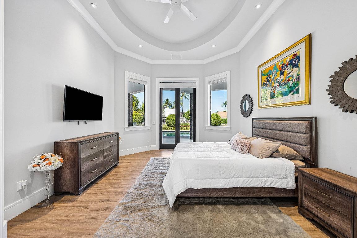 BONIELLO ACRES - Residential