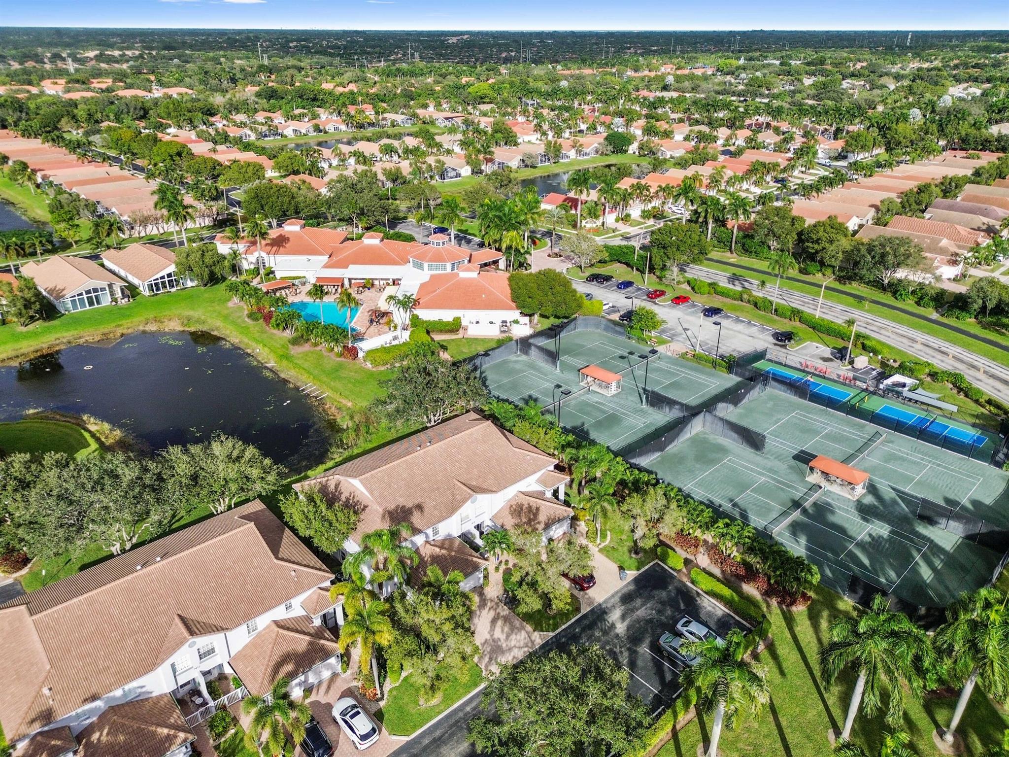 INDIAN HILLS - Residential