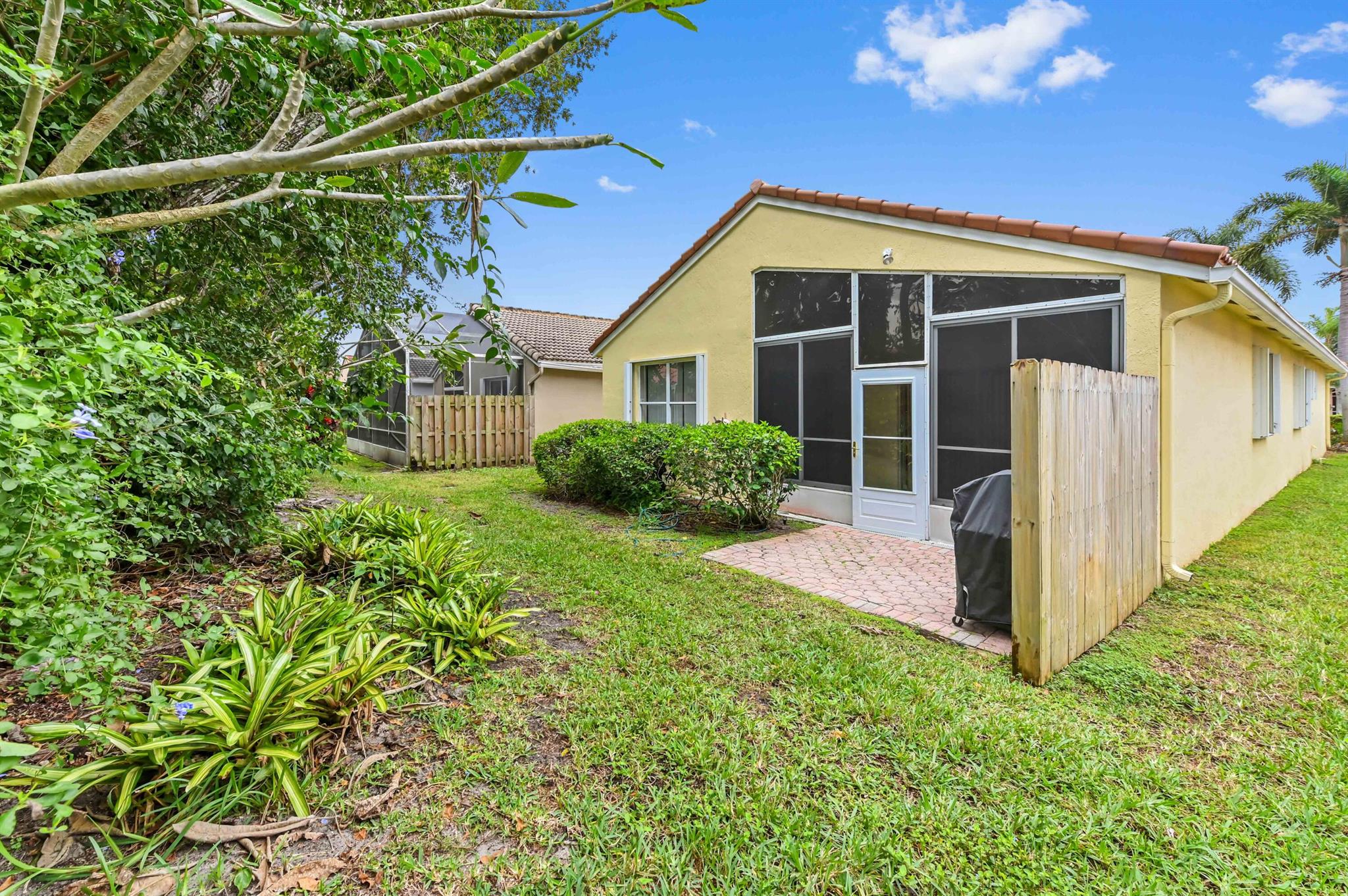 INDIAN HILLS - Residential