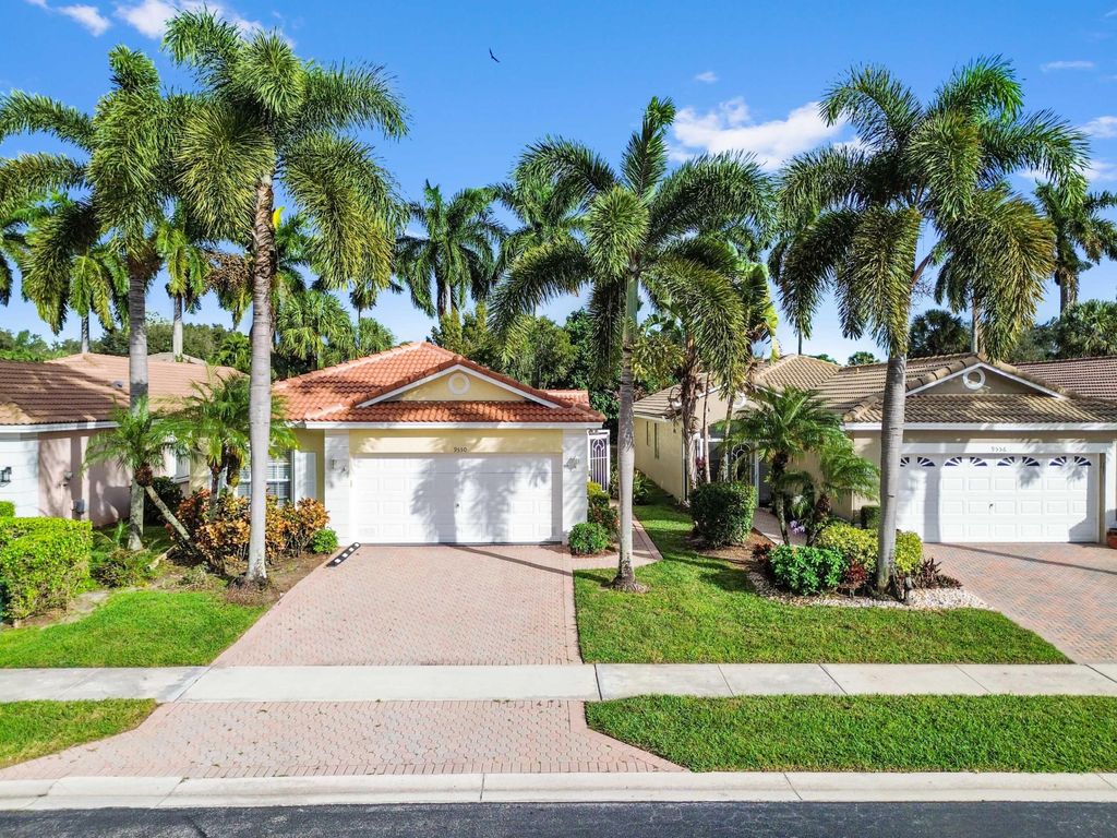 Photo of 9550 Cherry Blossom Court, Boynton Beach, FL 33437 (MLS # R11150940)