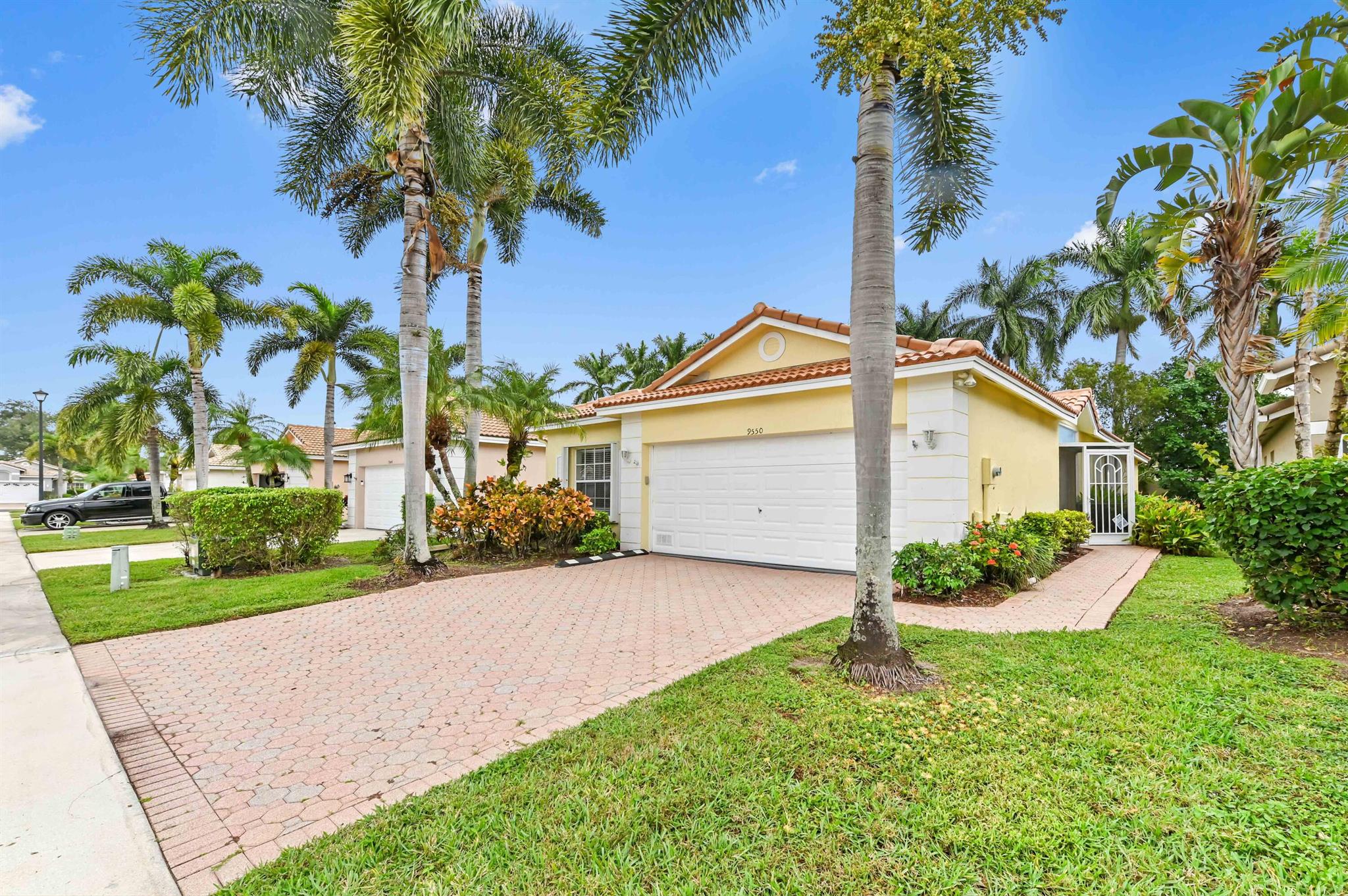 INDIAN HILLS - Residential