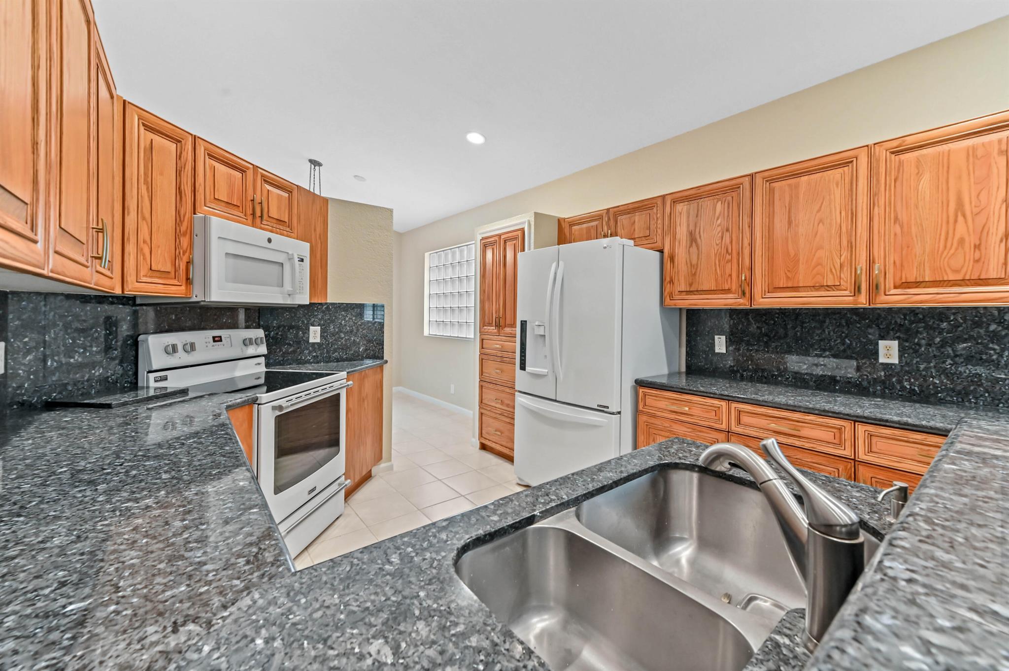 INDIAN HILLS - Residential