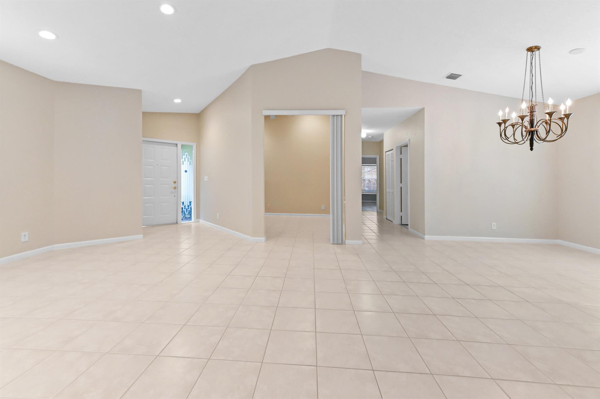 INDIAN HILLS - Residential