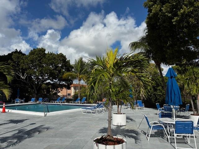 Drake Tower - Residential