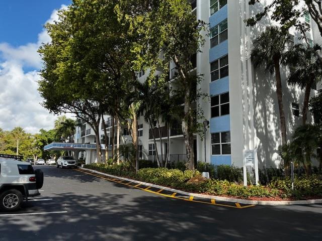 Drake Tower - Residential