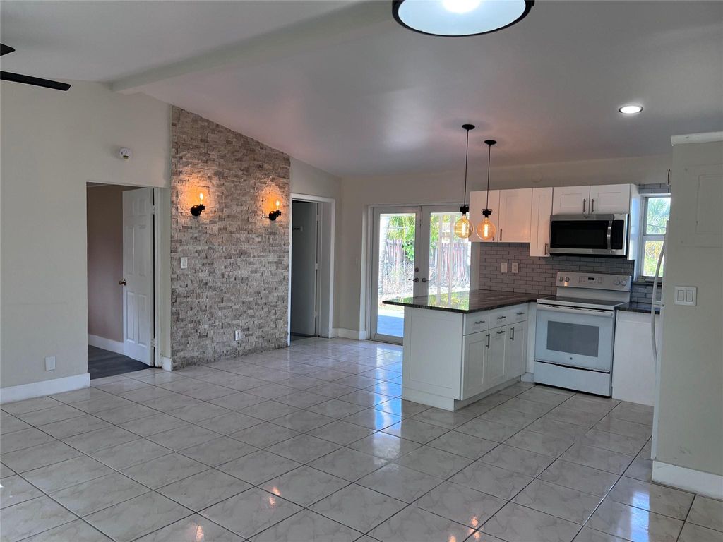 Photo of 604 SW 22nd Terrace, Fort Lauderdale, FL 33312 (MLS # F10501646)