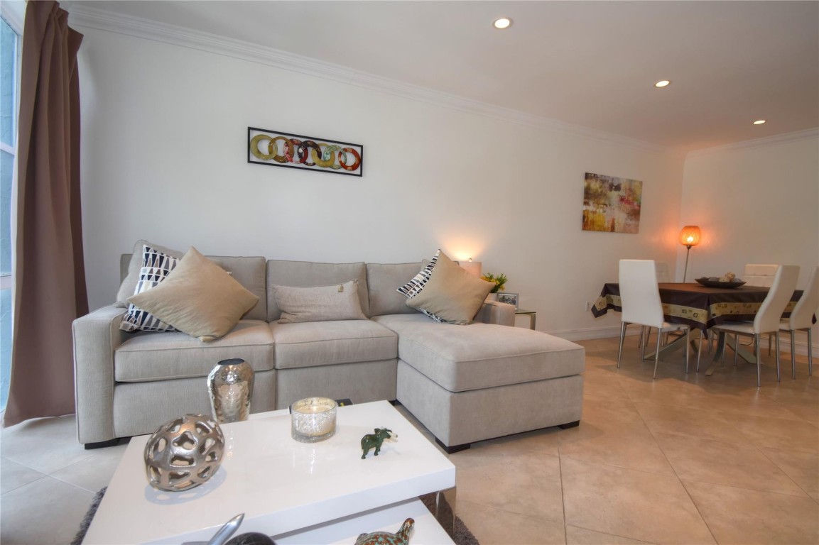 AVILA CONDO - Residential