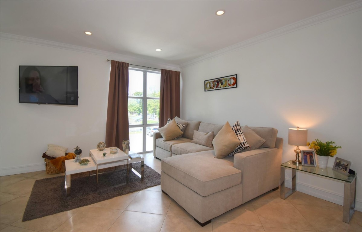 AVILA CONDO - Residential